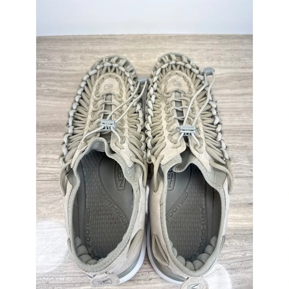 KEEN Uneek O2 Light Grey Braided Cord Sandals Men's Size 14 Gorpcore
